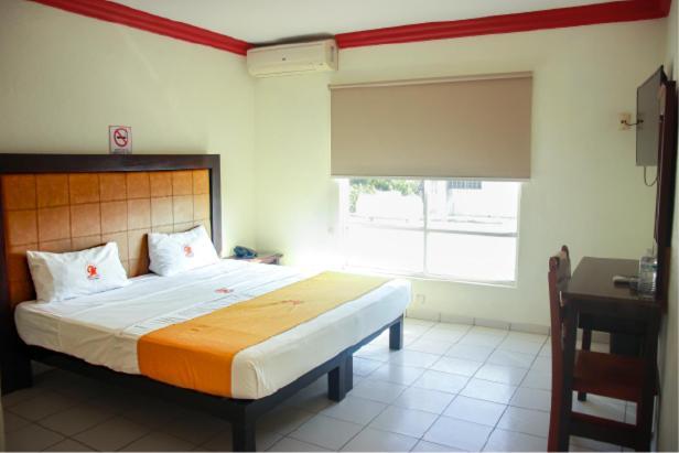 Hotel Gina Tecomán Exteriér fotografie